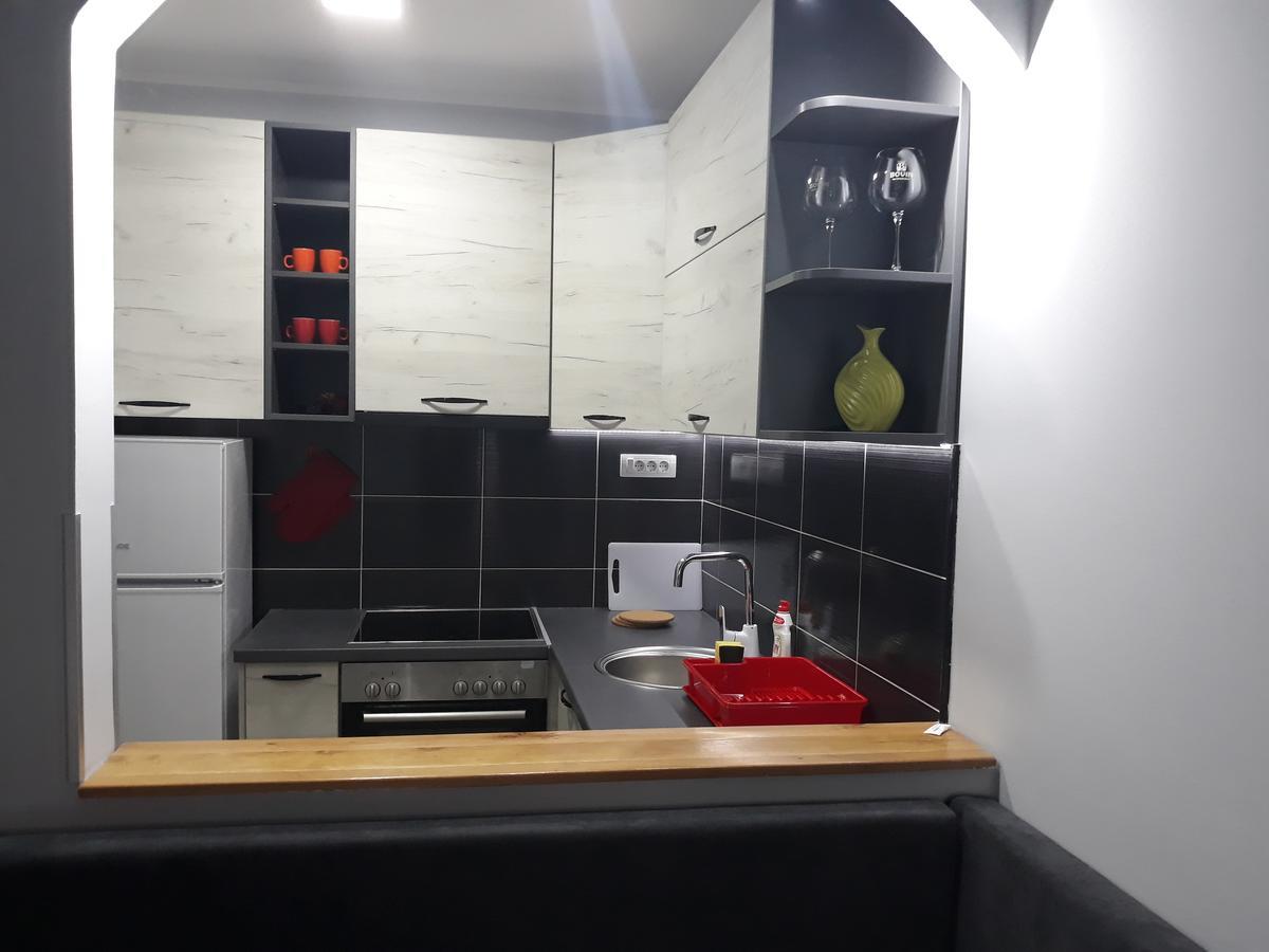 Apartment Azzuro 2 Novi Sad Bagian luar foto