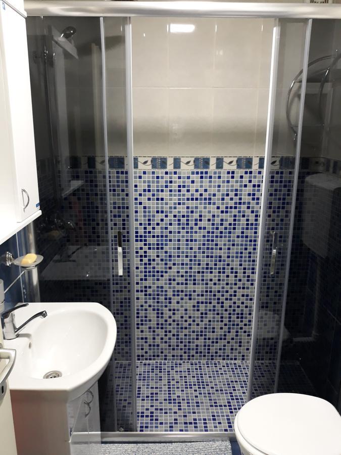 Apartment Azzuro 2 Novi Sad Bagian luar foto